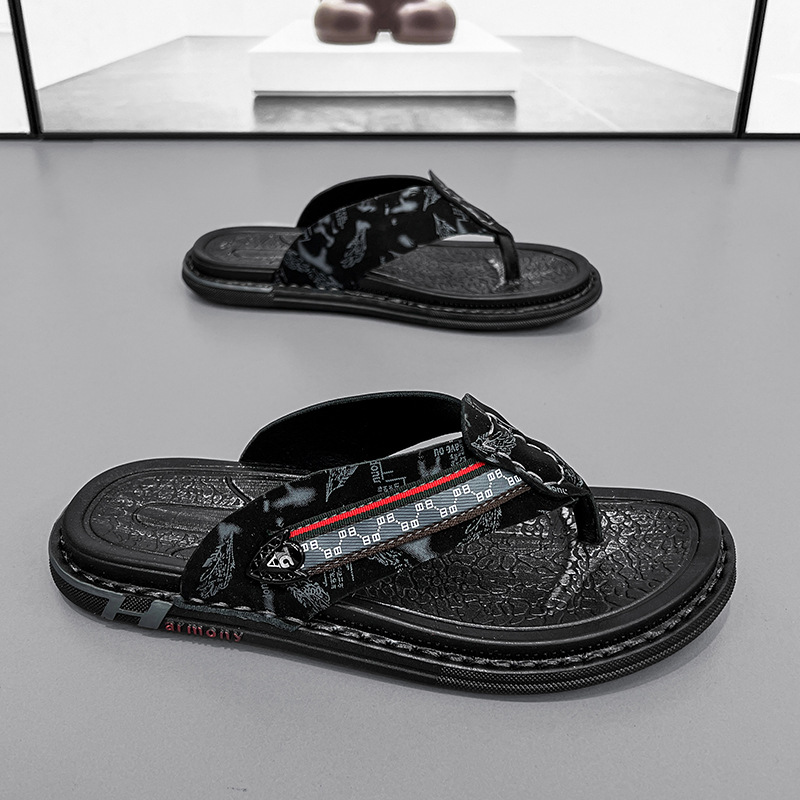 Tongs pour hommes en cuir d'été 2023 nouvelles tongs à usage quotidien plage décontracté all-match pantoufles chaussures pour hommes_voghion.com