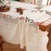 Nappe de Noël – Housse de table à manger en polyester brodée Père Noël et renne, décoration de Noël rouge classique pour tables basses et à manger_voghion.com