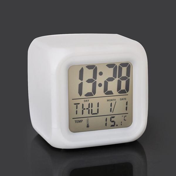 Mood-Changing LED Alarm Clock With 7 Color Shifts - Modern Digital Clock With Soft Wake-Up Light, Battery Powered, Simple Design For Bedroom & Office​_voghion.com