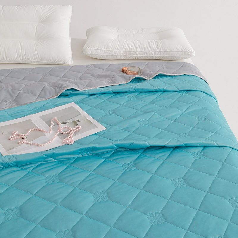 Washable Lightweight Summer Cooling Quilt For Hot Sleepers Night Sweats, Double-Sided Cool Touch Soft Breathable Comforters Jade Green_voghion.com