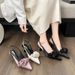 Promi-Temperament zurück leere Sandalen Frauen 2024 neue Satin ein Fuß Slip auf geschlossenen Zehen Hausschuhe Sommerrock tragen High Heel Sandalen_voghion.com
