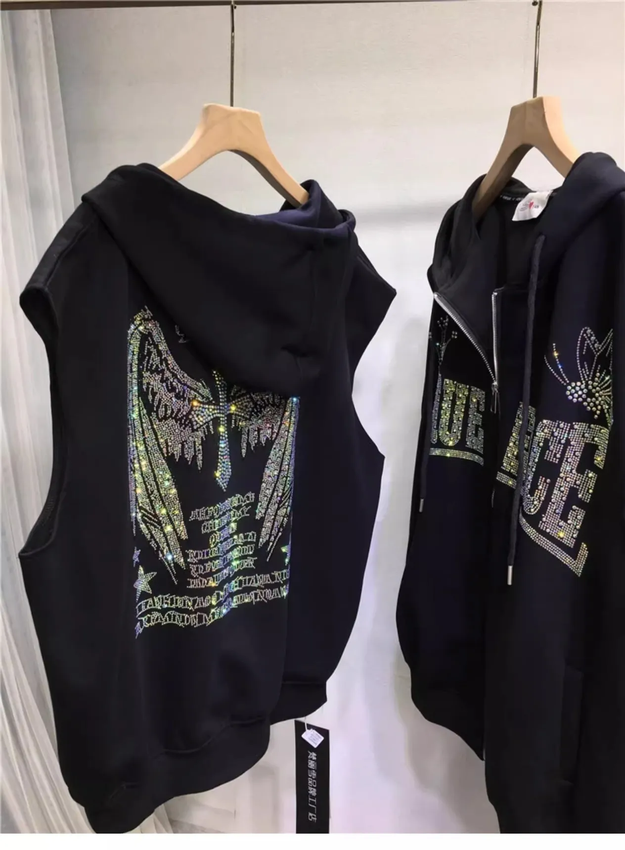 Women's Clothing Fat Mm Heavy Hot Diamond Wings Hooded Cardigan Sleeveless Vest Waistcoat Jacket Vest_voghion.com