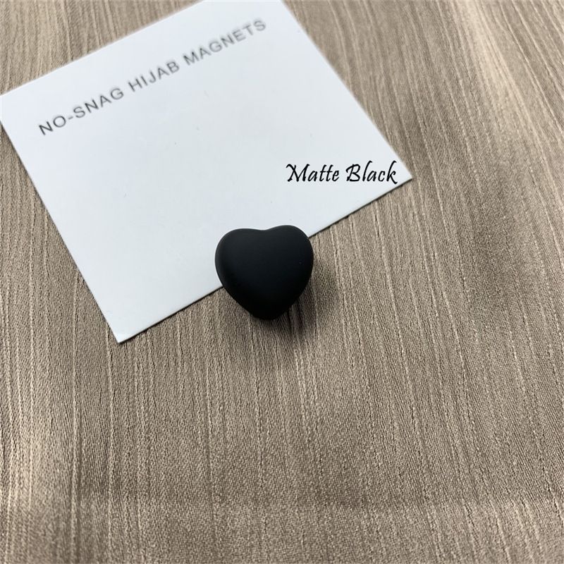 Unisex Strong magnet Heart magnet buckle Women's gauze scarf accessories shawl buckle scarf buckle accessories_voghion.com
