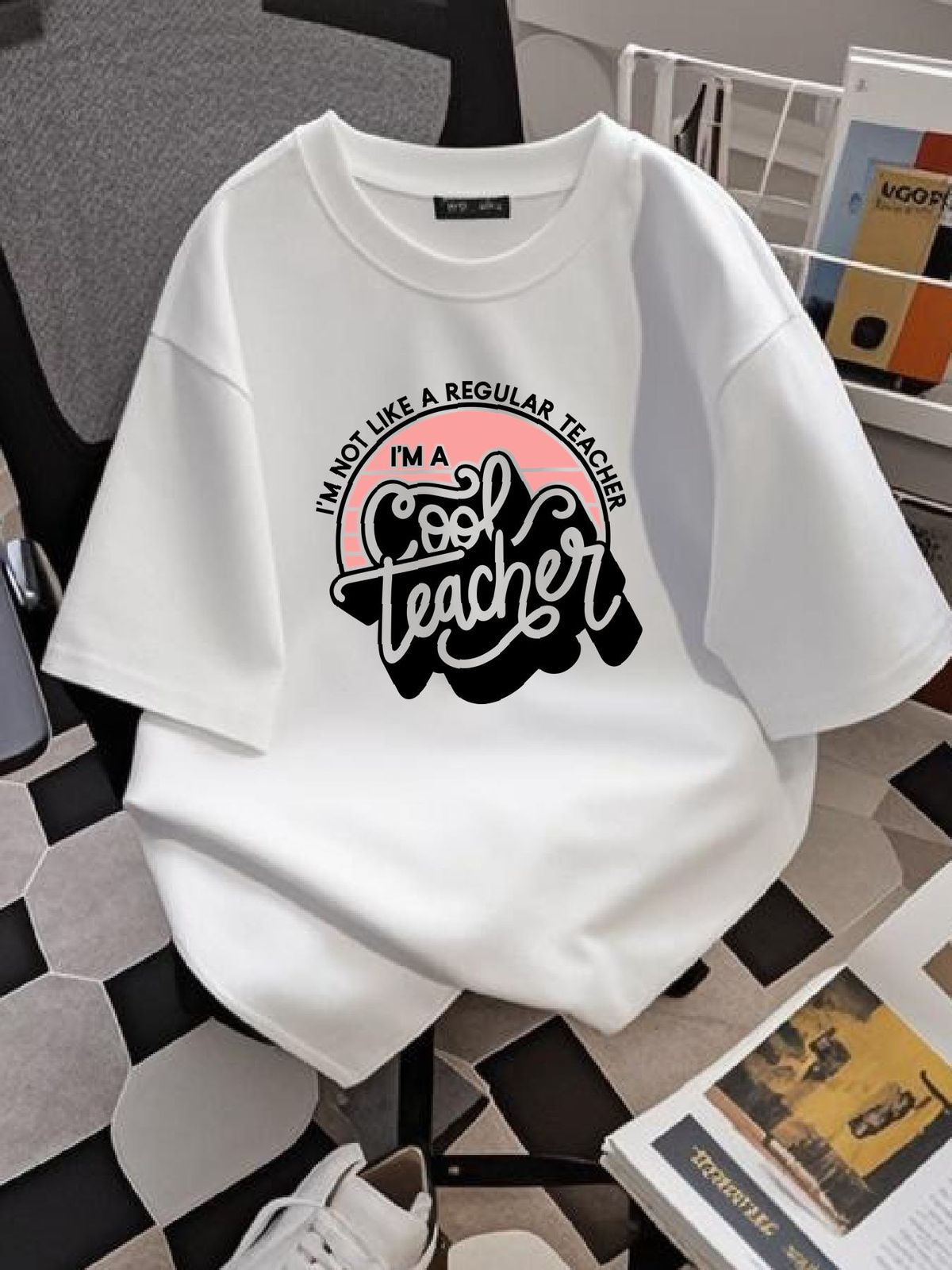 Cooles Lehrer-T-Shirt für „Ich bin nicht wie ein normales Wertschätzungsleben“, modische Grafik, gedehnt, weich, Streetwear, Designerkleidung, leicht, Homme, Sommer_voghion.com