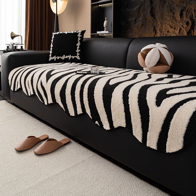 Home Textile Leopard Print Thick Plush Sofa Cushion Non Slip Sofa Cover Cloth_voghion.com