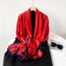 Sciarpa di seta di media lunghezza, regalo rosso festivo per la mamma, motivo floreale, semplice e traspirante sciarpa con protezione solare_voghion.com