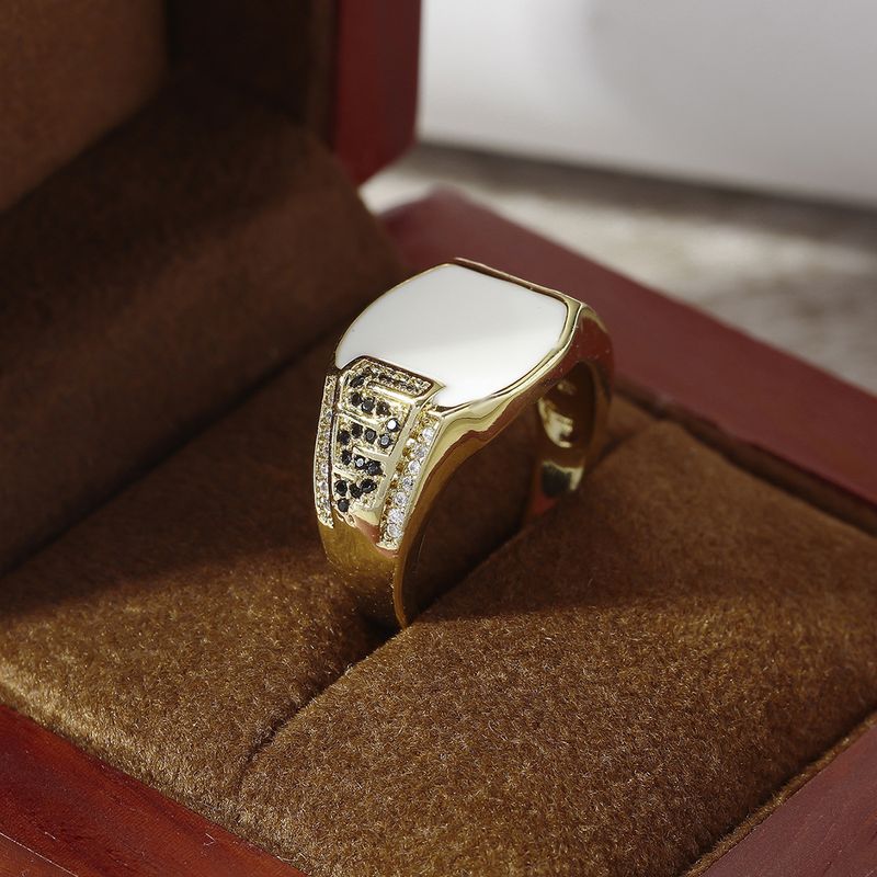 2025 Hip Hop-stijl heren zakelijke modetrend zwarte diamant emaille micro ingelegde zirkonia ring_voghion.com