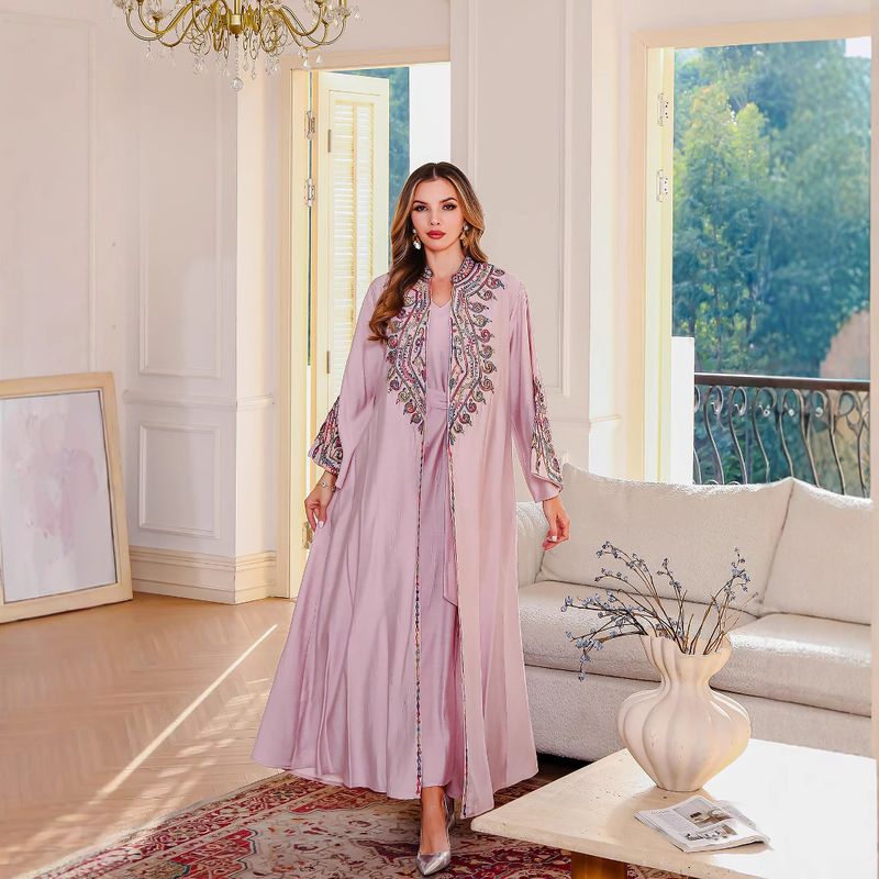 Ensemble de robe abaya brodée de luxe – Robe de soirée musulmane modeste deux pièces avec broderies à cordon (M-XXL, rose/bleu)_voghion.com
