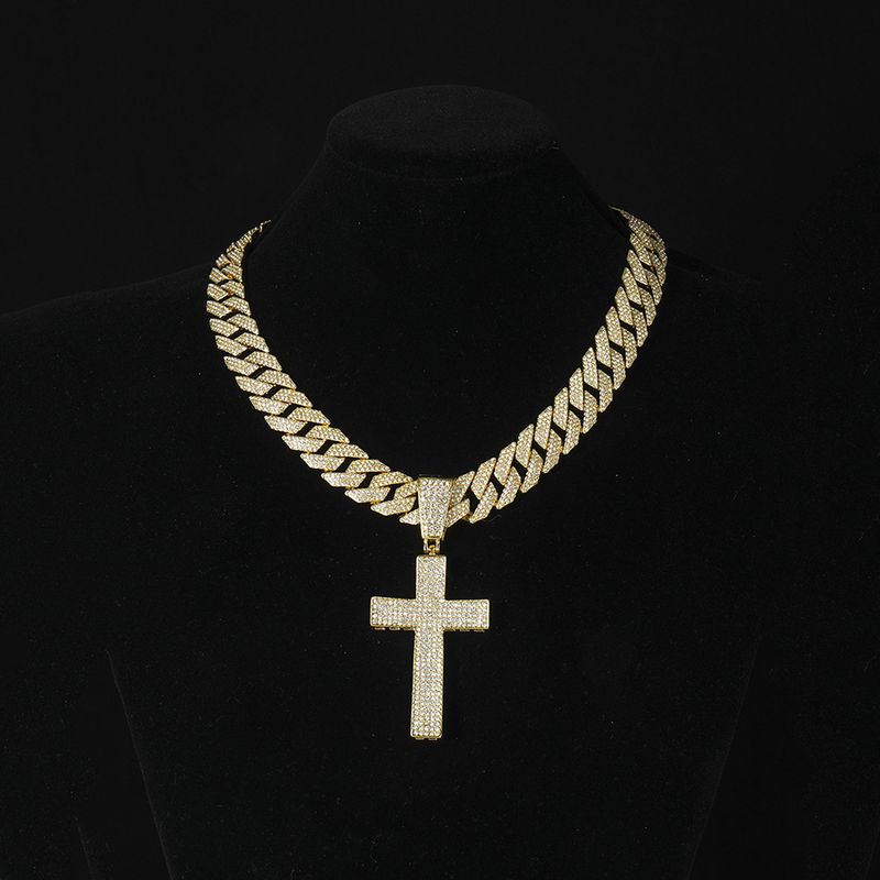 Collana hip hop con ciondolo a croce con personalità popolare e catena cubana in lega di diamanti, credo religioso_voghion.com