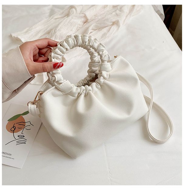 Borsa a tracolla con fibbia magnetica quadrata in pelle tinta unita da donna piccola in pelle tinta unita_voghion.com