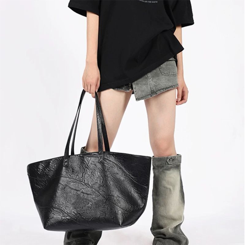 Große Tragetasche für Damen – Stilvolle PU-Umhängetasche mit rissiger Textur und Magnetverschluss, geräumig und leicht für den täglichen Gebrauch_voghion.com