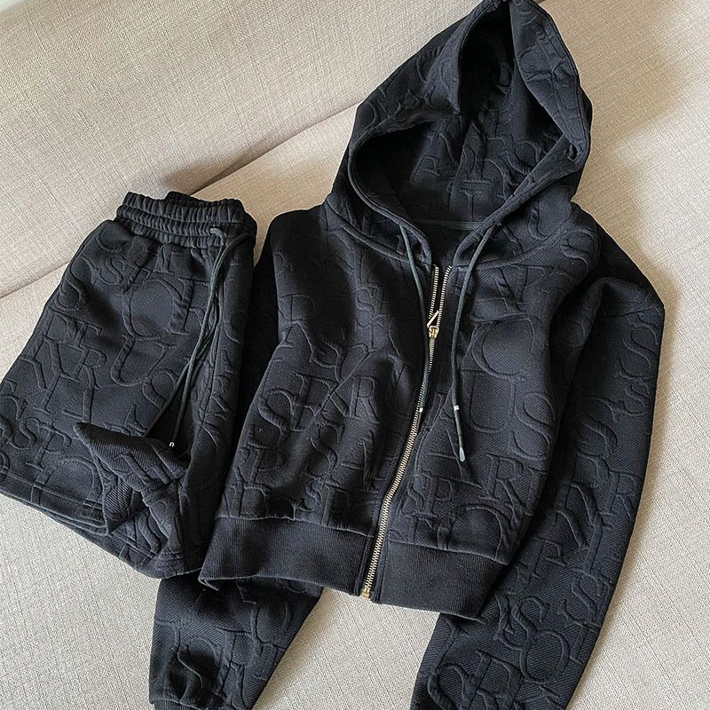 Kadın kazak şort takım elbise kadınlar için üst düzey hafif lüks mizaç tanrıça tarzı gündelik moda iki parçalı set_voghion.com
