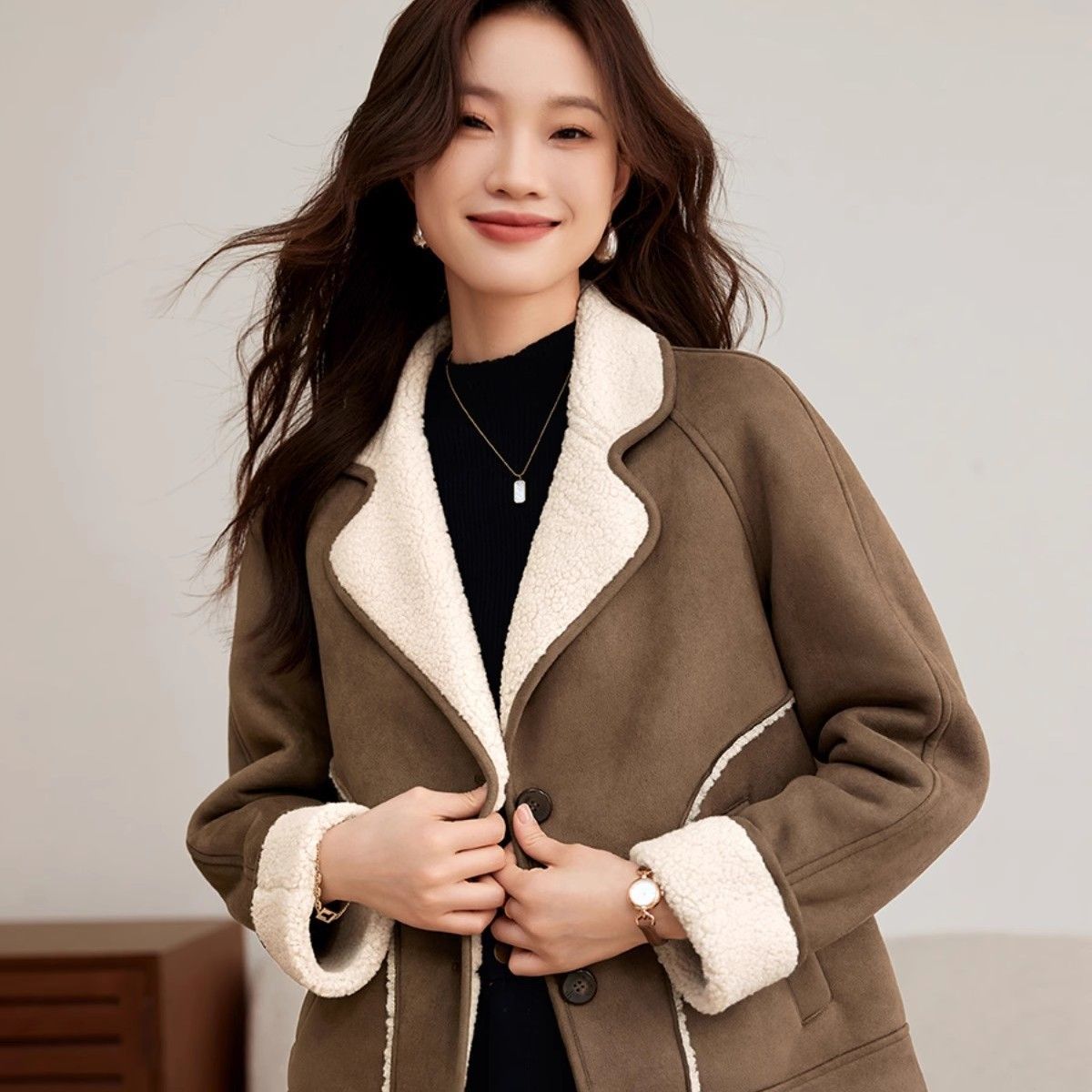 2025 Autumn Winter New Lamb Wool Coat For Women, Age-Reducing, Warm Suede Thickened Sheepskin Fashion Top_voghion.com