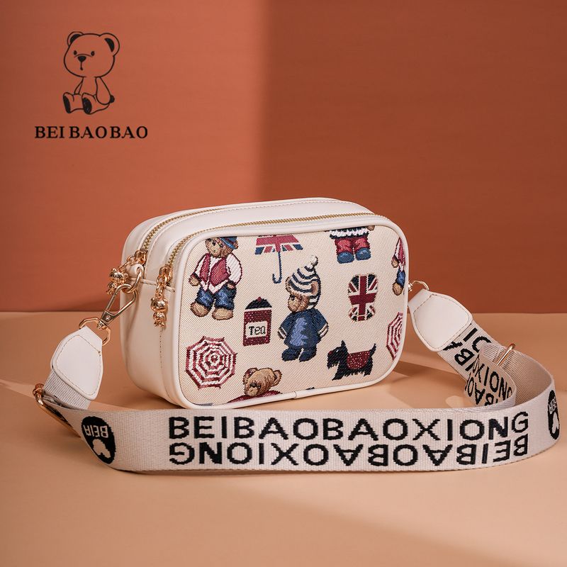 Borsa a tracolla da donna con tracolla e design a cartone animato con orso color-block Beibao_voghion.com