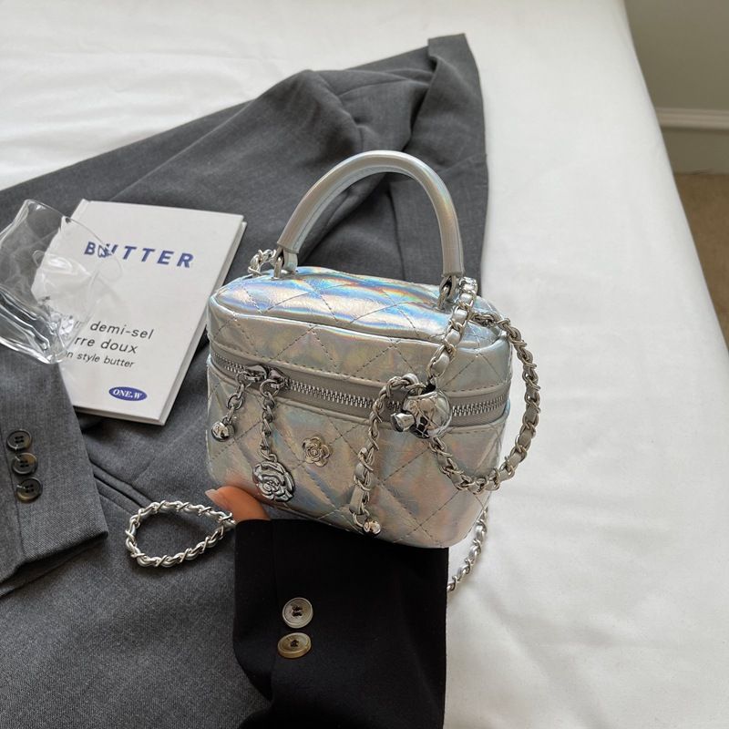 Geantă de umăr crossbody mică, pătrată și versatilă, cu lanț diamantat, pentru femei, versiunea coreeană la modă, 2024_voghion.com