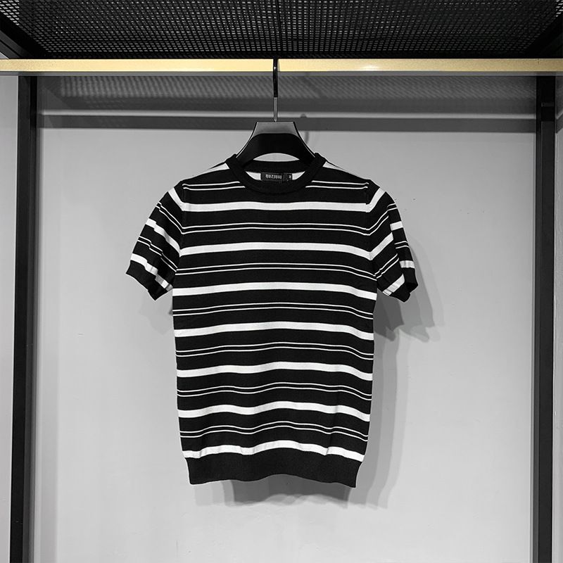 Ropa para hombre Camiseta de manga corta de seda helada con contraste de color a rayas, tendencia de moda de verano para hombre, suéter informal de media manga que combina con todo_voghion.com