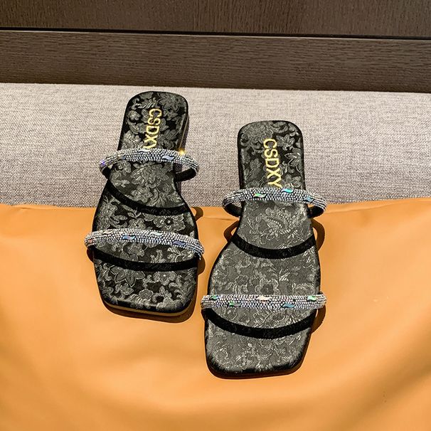 Franse stijl platte strass enkelband voor dames buiten 2024 nieuwe open teen vierkante kop glanzende high-end strandsandalen_voghion.com