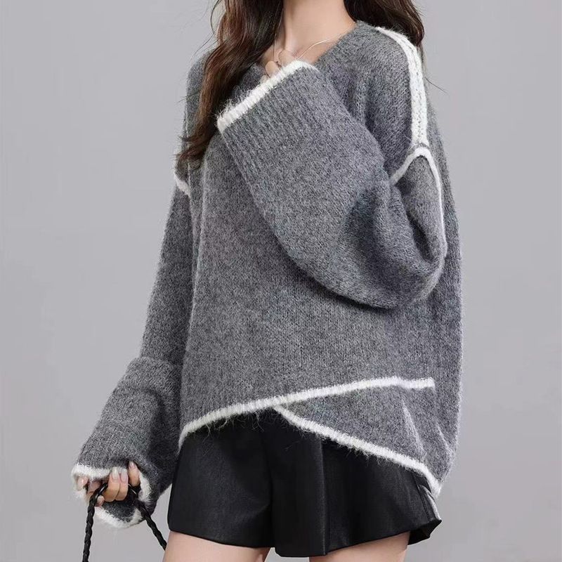 Design Women's Sweater Pullover Round Neck Irregular Contrasting Striped Knitted Sweater_voghion.com