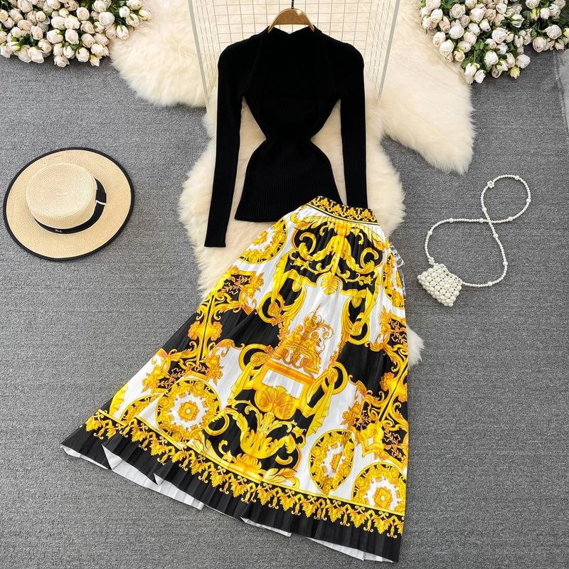 Kadın Giyim Moda takım elbise ünlü mizaç kare yaka uzun kollu örme kısa üst iki parçalı takım elbise_voghion.com