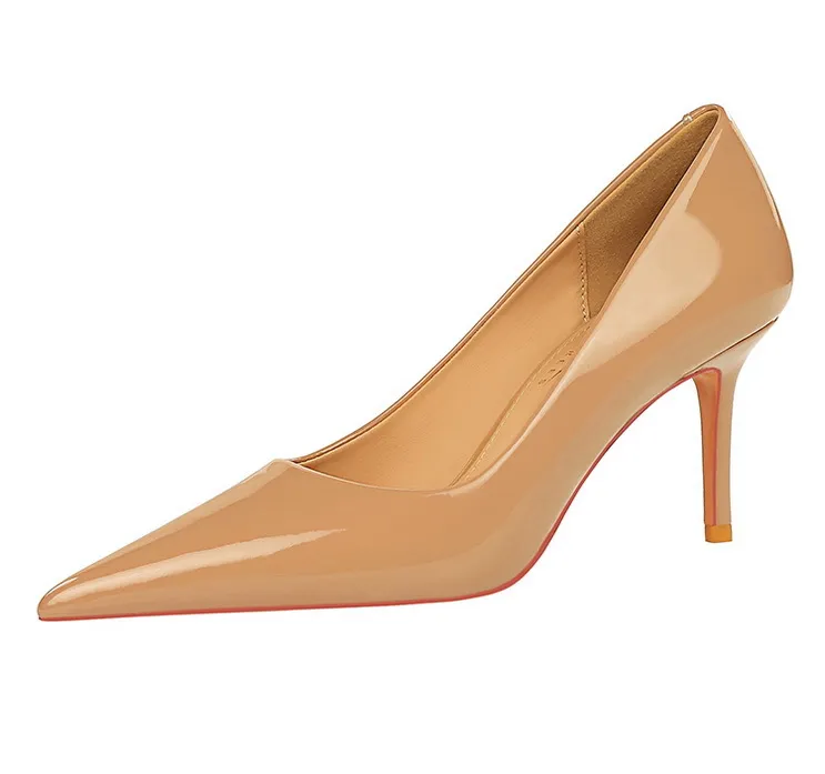 Escarpins à talons hauts pour femmes en cuir verni pailleté avec bouts fins, peu profonds et pointus_voghion.com