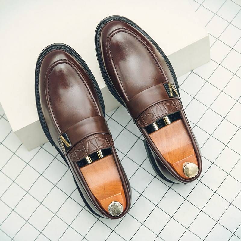 Spring New Platform Tassels Loafers Men Black and White Wedding Party Casual Shoes Formal Business Shoes Slip-on Leather Shoes 38-46_voghion.com