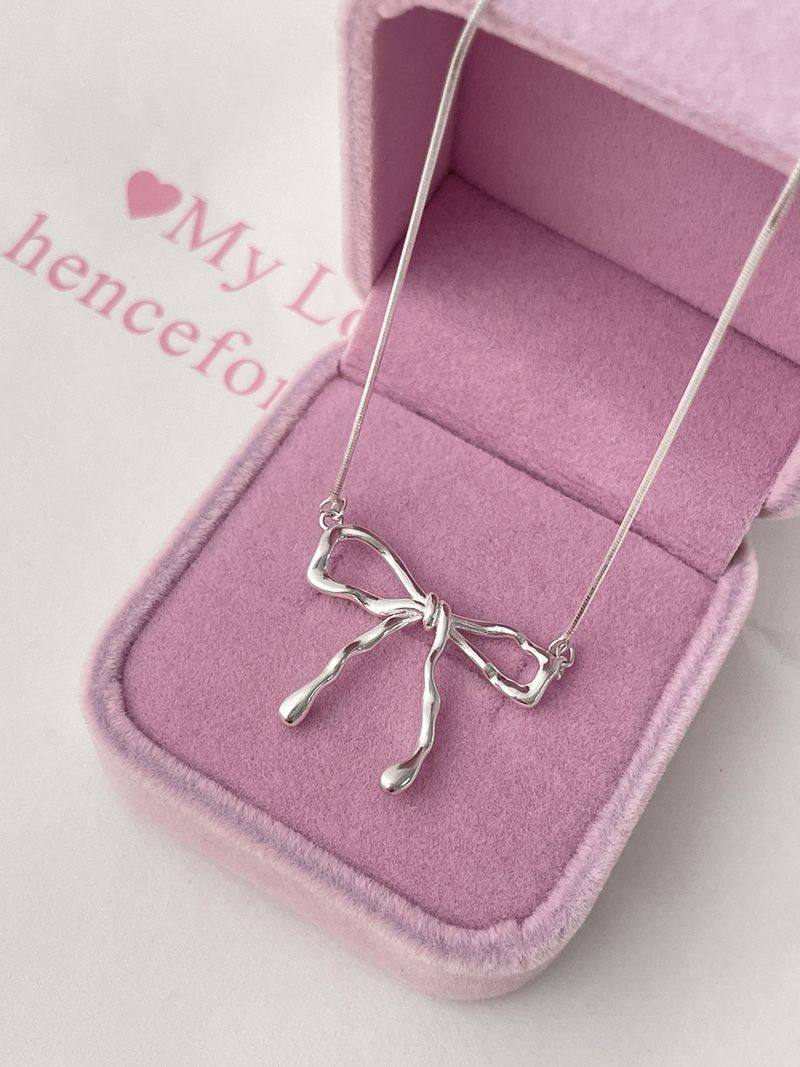 Sterling Silver Ribbon Bow Necklace Women, Niche High-End Clavicle Chain, Mori Style Korean Version, Elegant Lady Neck_voghion.com