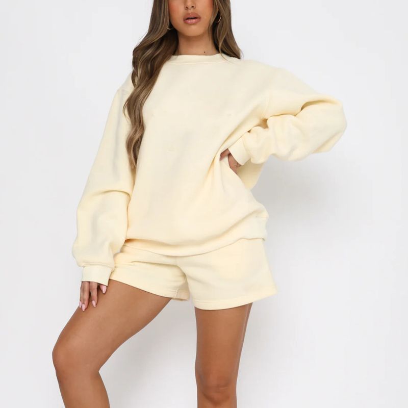 Oversized-Sweatshirt und Shorts für Damen – Weiches Polyester-Loungewear-Set (7 Farben: Beige, Kaffee, Grün, Schwarz, Grau, Blau, Camel)_voghion.com