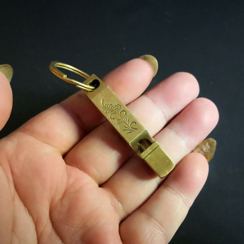 Gwizdek ratunkowy EDC, jednoczęściowy, wykonany z czystej miedzi, o wysokiej głośności, z rzeźbionym, wybuchowym dźwiękiem, wykonany z mosiądzu._voghion.com