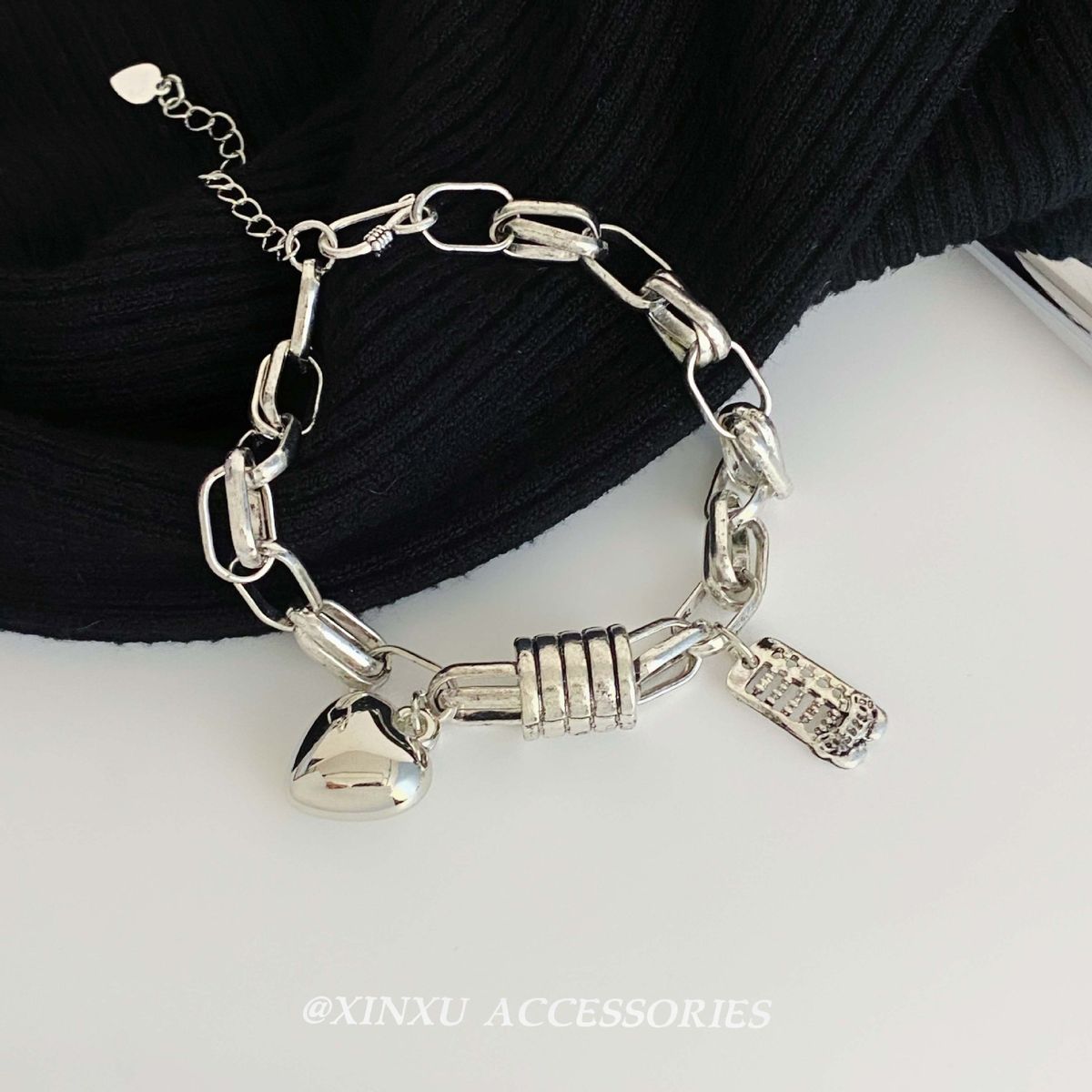 Pingente de ábaco em forma de coração, pulseira com design de nicho hip-hop, anel de mão doce, joia criativa para mulheres_voghion.com