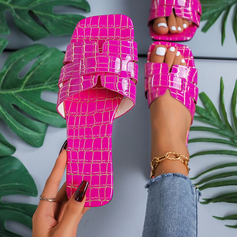 Casual stone pattern slippers 2024 cross-border new solid color square toe flat bottom beach shoes large size Slippes_voghion.com