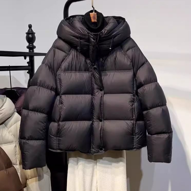 Giacca imbottita con cappuccio - Cappotto trapuntato oversize per donne minute (nero/beige/viola/caramello/grigio, M-2XL)_voghion.com