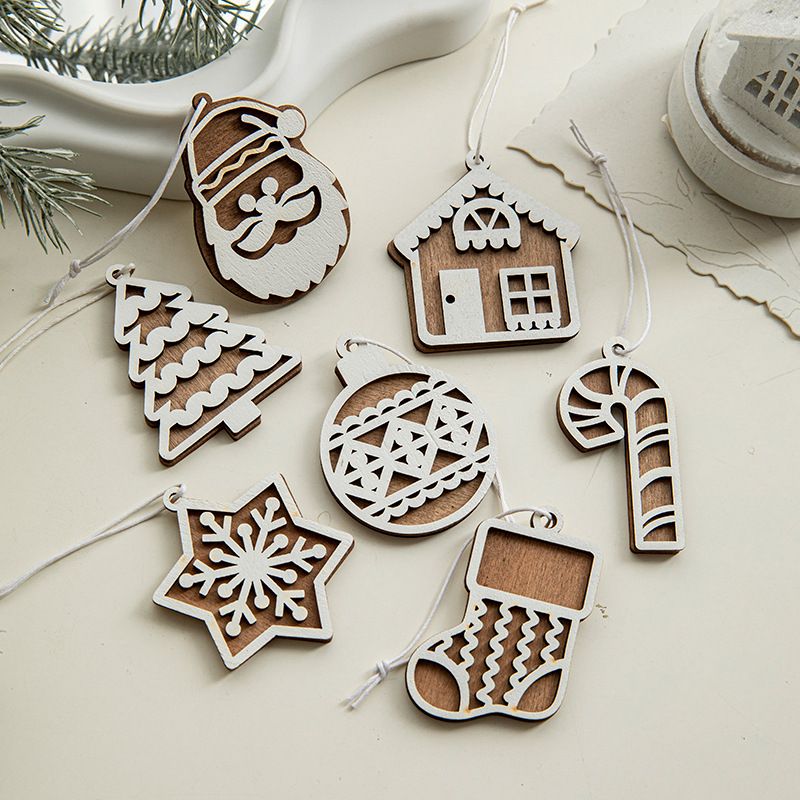 Scandinavische houten kerstversieringen – handgesneden miniatuurhuisjes, sneeuwvlokken en vakantiesymbolen (set van 10, rustieke doe-het-zelfdecoratie voor boom en ramen)_voghion.com