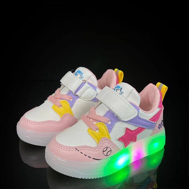 Chaussures de sport décontractées pour garçons, chaussures de planche lumineuses à semelle souple Velcro pour enfants, chaussures d'éclairage LED pour filles_voghion.com