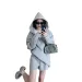 Ensemble deux pièces décontracté pour femme Dongdaemun : sweat-shirt à capuche ample et amincissant, short à jambes larges et cordon de serrage, idéal pour le début de l'automne._voghion.com