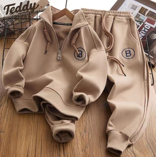 Kid's Clothing New autumn and winter suits cartoon hooded two piece suit plaid_voghion.com