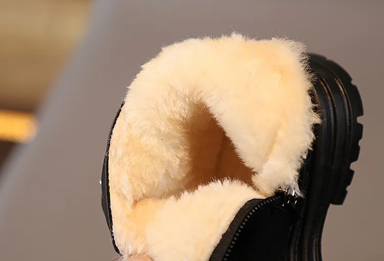 Kids' shoes winter velvet fashion British short boots boys' fashion boots girls soft sole warm cotton boots buckle_voghion.com