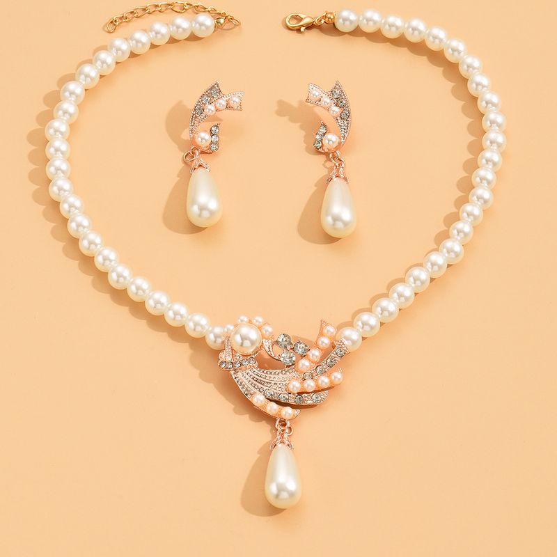 Violent Pearl Necklace Earring Set Bridal Dress Joker Accessories Fashion Alloy Necklace Two-piece Set_voghion.com