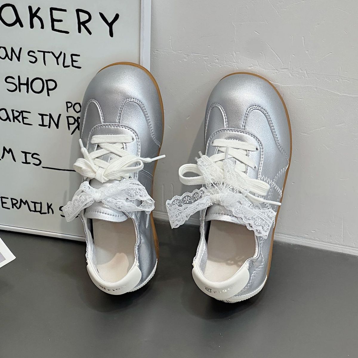 2025 Ballet Style Niche Lace Genuine Leather Training Women's Mesh Breathable Board Casual Spring And Summer Flat Sports_voghion.com