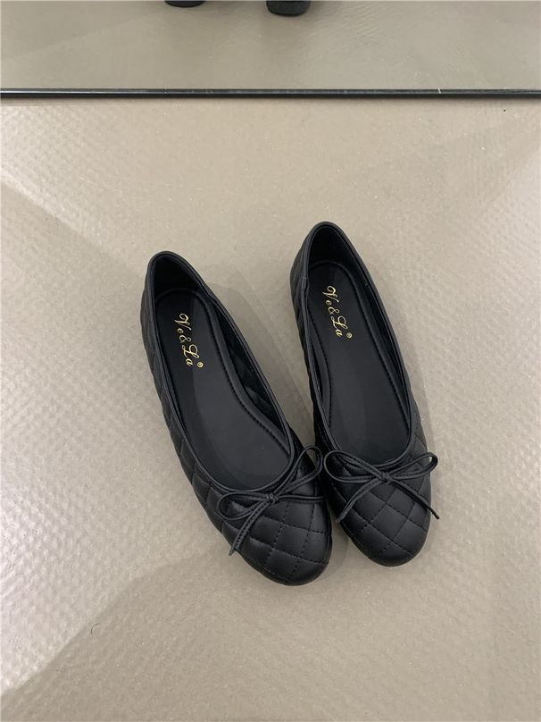 Flat Bottom Black Ballet Shoes New Temperament Elegant Round Head Shallow Mouth Soft Sole_voghion.com