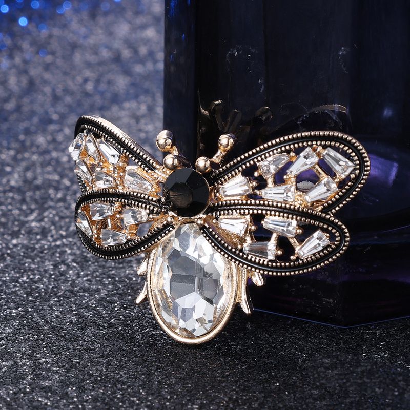 Hot Selling High-end Luxury Alloy Full Diamond Inlaid Animal Brooch Women's Clothing Pin Versatile Accessory_voghion.com