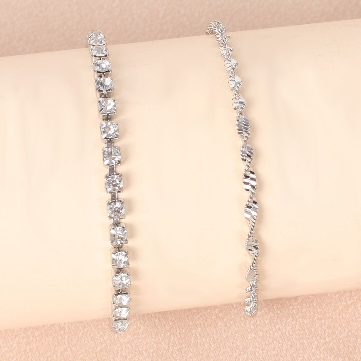 Pulseira de metal cubana com corrente hip-hop, estilo Ins, design de nicho exclusivo, conjunto de joias minimalistas_voghion.com