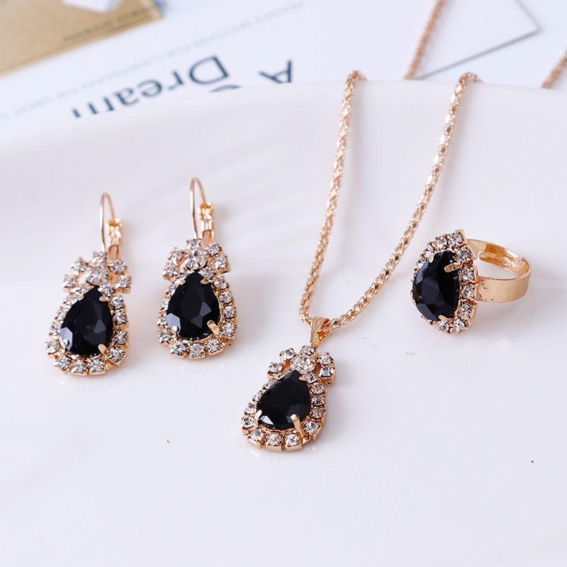 Best-Seller on Douyin Bride Ornament Necklace Earrings and Ring Set High-End Exquisite Decorative Jewelry Three-Piece Wedding Photography Accessories_voghion.com