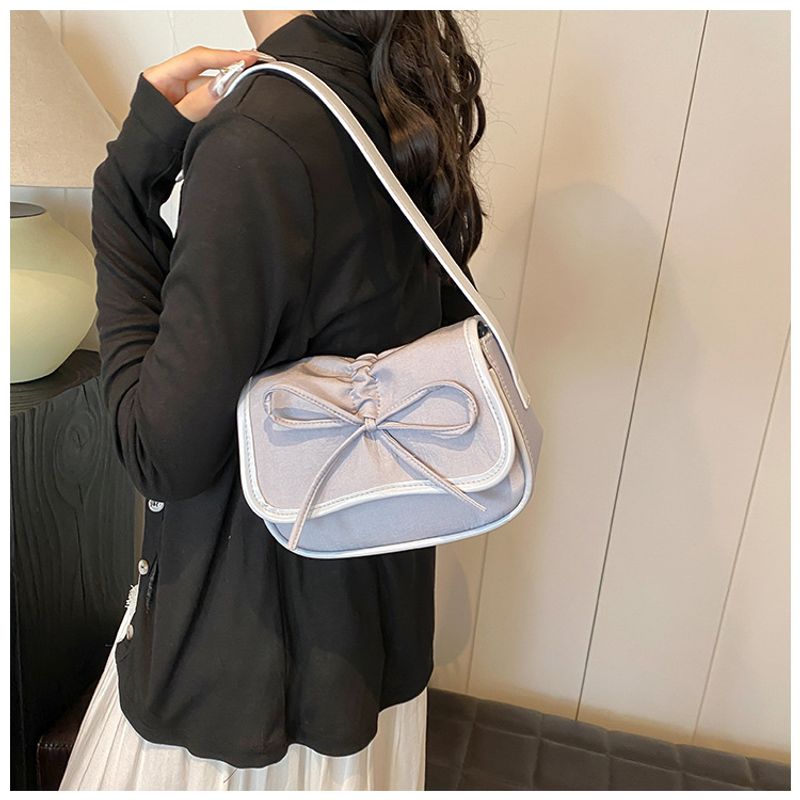 Nischendesign Mädchenschleife 2024 kleine quadratische Tasche koreanischen Stil vielseitige Umhängetasche ausländischer Stil Mini kleine quadratische Tasche_voghion.com