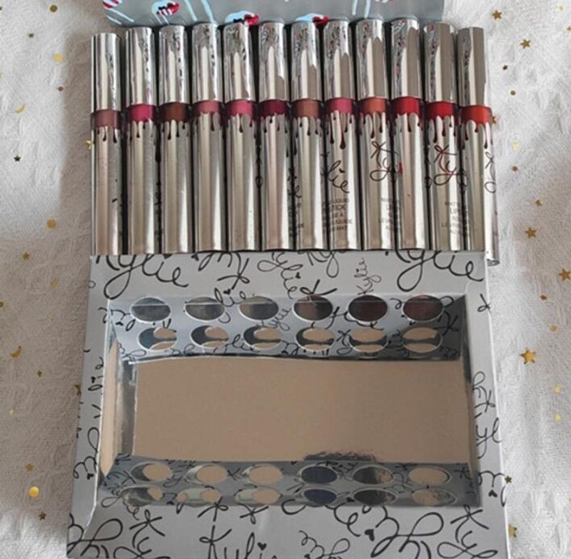 12 Kerst Lipglazuurset Kai Matte lipglazuur met antiaanbaklaag om de kleur te behouden_voghion.com