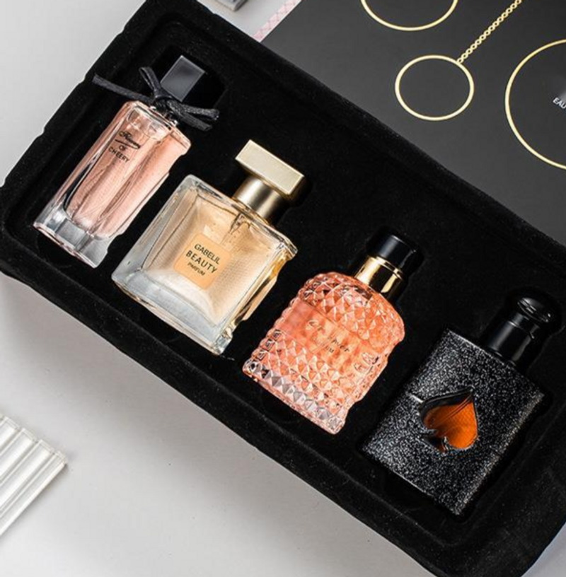 2023 Nuova Vendita Calda Confezione Regalo Profumo da Donna Quattro Pezzi Fiore Racconto Profumo Fragranza di Lunga Durata Profumo Popolare Donne_voghion.com