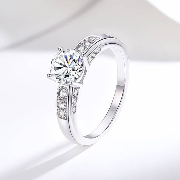 Inel de argint pentru femei Stilul nou Star de modă Același stil patru gheare 1ct Moissanite Inel cu diamant Temperament Inel cu micro incrustație_voghion.com