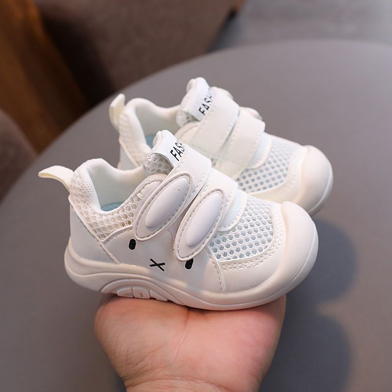 2025 Step New Shoes Breathable Men's And Women's Soft Bottom Non Slip Mesh Surface Baby Summer Functional Sandals_voghion.com
