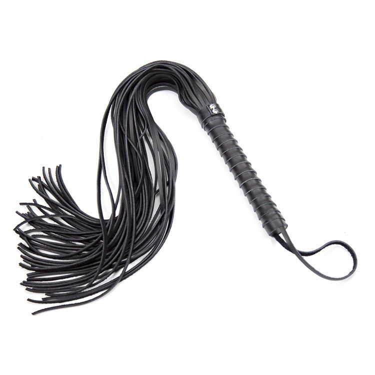 Prodotti sessuali Fruste in pelle Giocattoli sessuali fatti a mano Fruste Attrezzature femminili Accessori per il palcoscenico Fruste sessuali_voghion.com