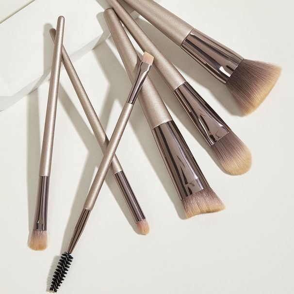 6 make-upkwasten, champagne goud, oogschaduwkwast, foundationkwast, wimperkwast, beautytools GUJHUI_voghion.com