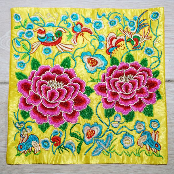 Unbeatable Quality Chinese Style Fabric Embroider Peony Flower Embroidered Piece Hine Embroidery Patch Mouse Pad Placemat Phone Bottle_voghion.com